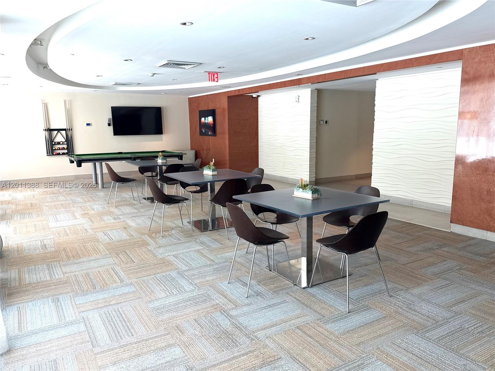 THE PLAZA 851 BRICKELL CO - Residential Lease