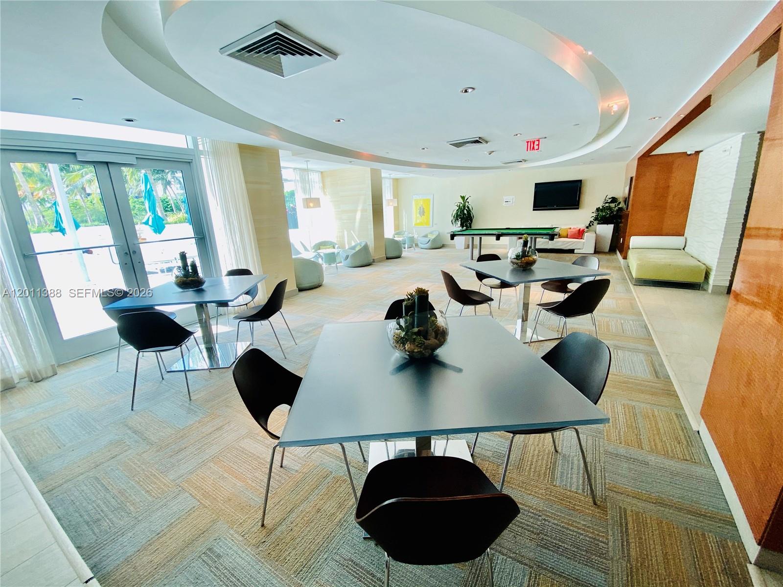 THE PLAZA 851 BRICKELL CO - Residential Lease