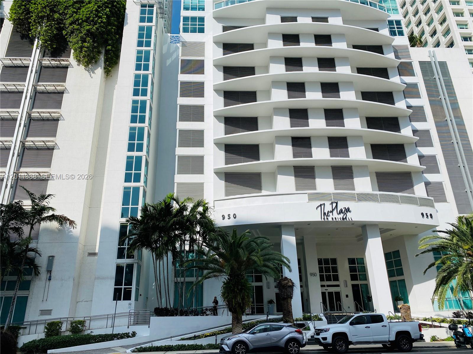 THE PLAZA 851 BRICKELL CO - Residential Lease