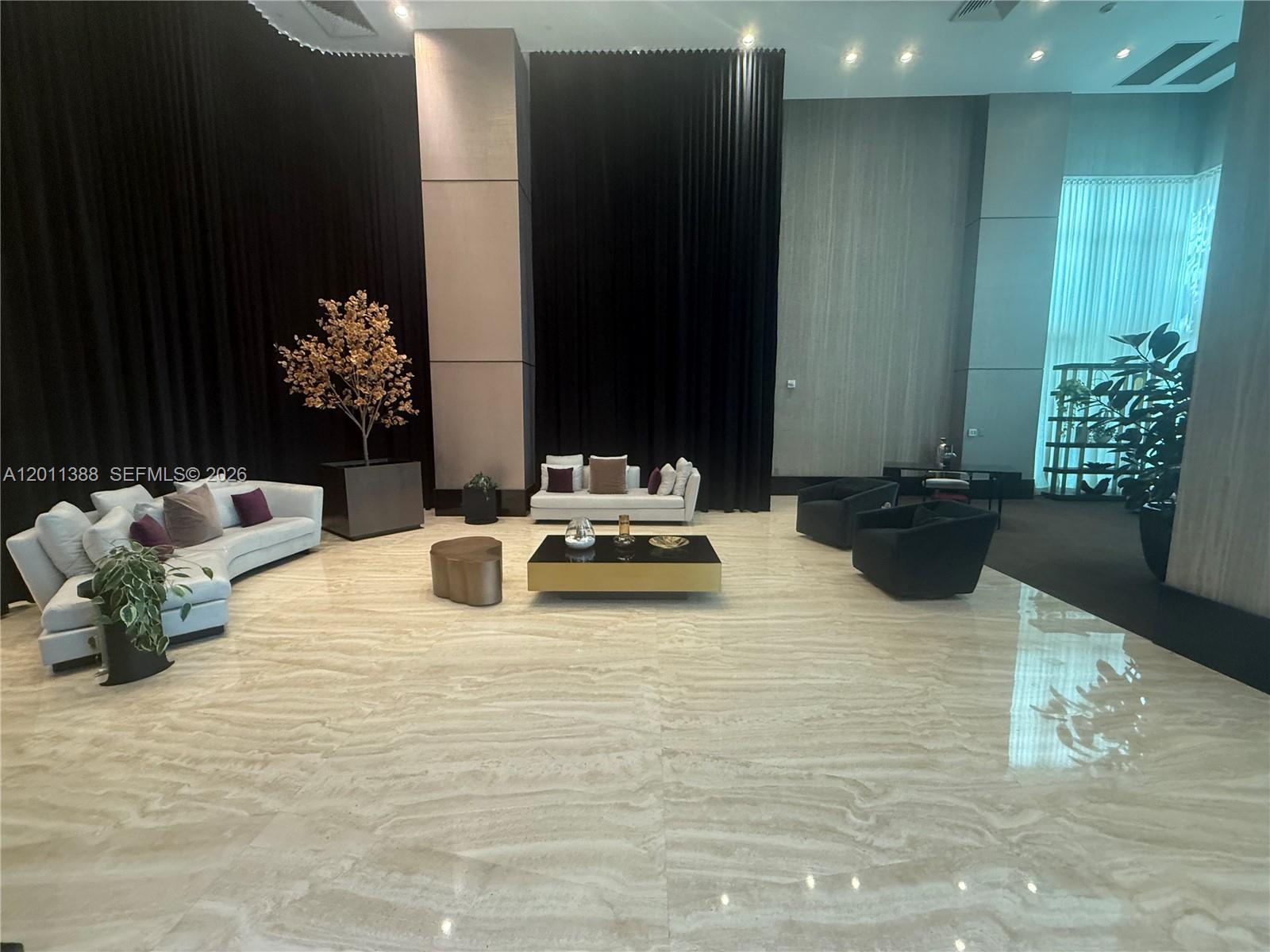 THE PLAZA 851 BRICKELL CO - Residential Lease