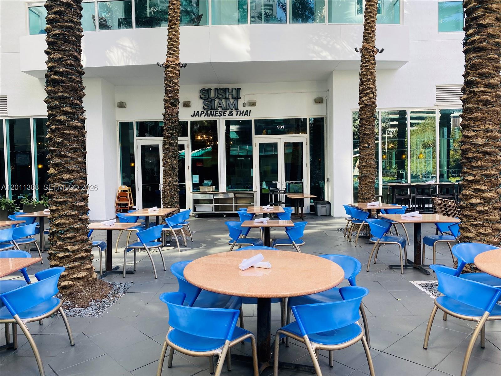 THE PLAZA 851 BRICKELL CO - Residential Lease