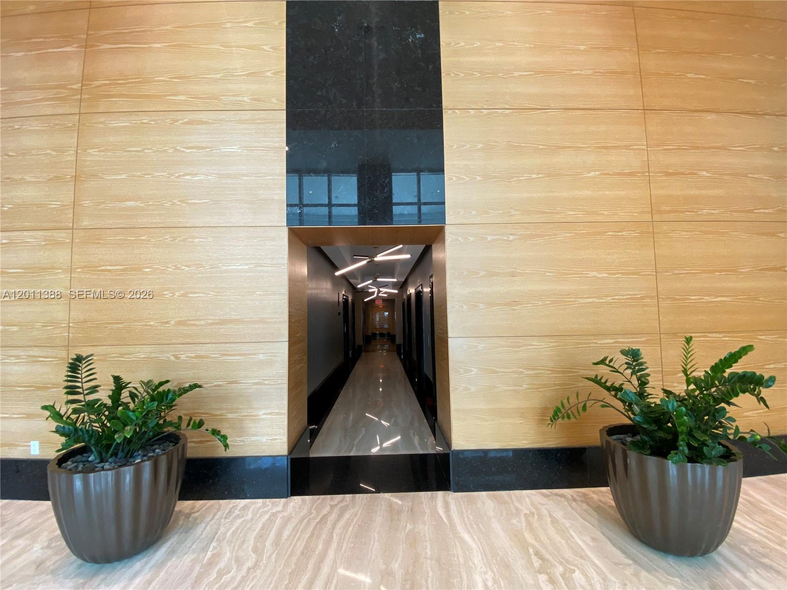 THE PLAZA 851 BRICKELL CO - Residential Lease