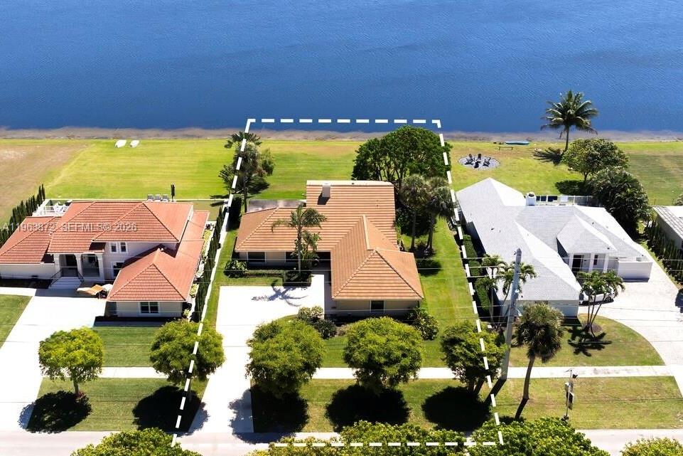 PALM BEACH LAKES NORTH 1 - Residential