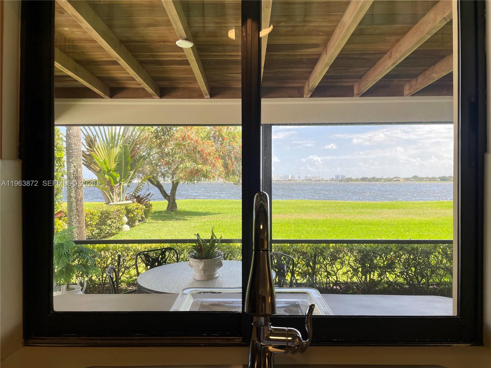 PALM BEACH LAKES NORTH 1 - Residential