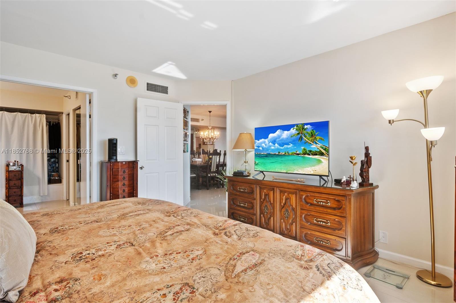 MYSTIC POINTE CONDO NO TH - Residential