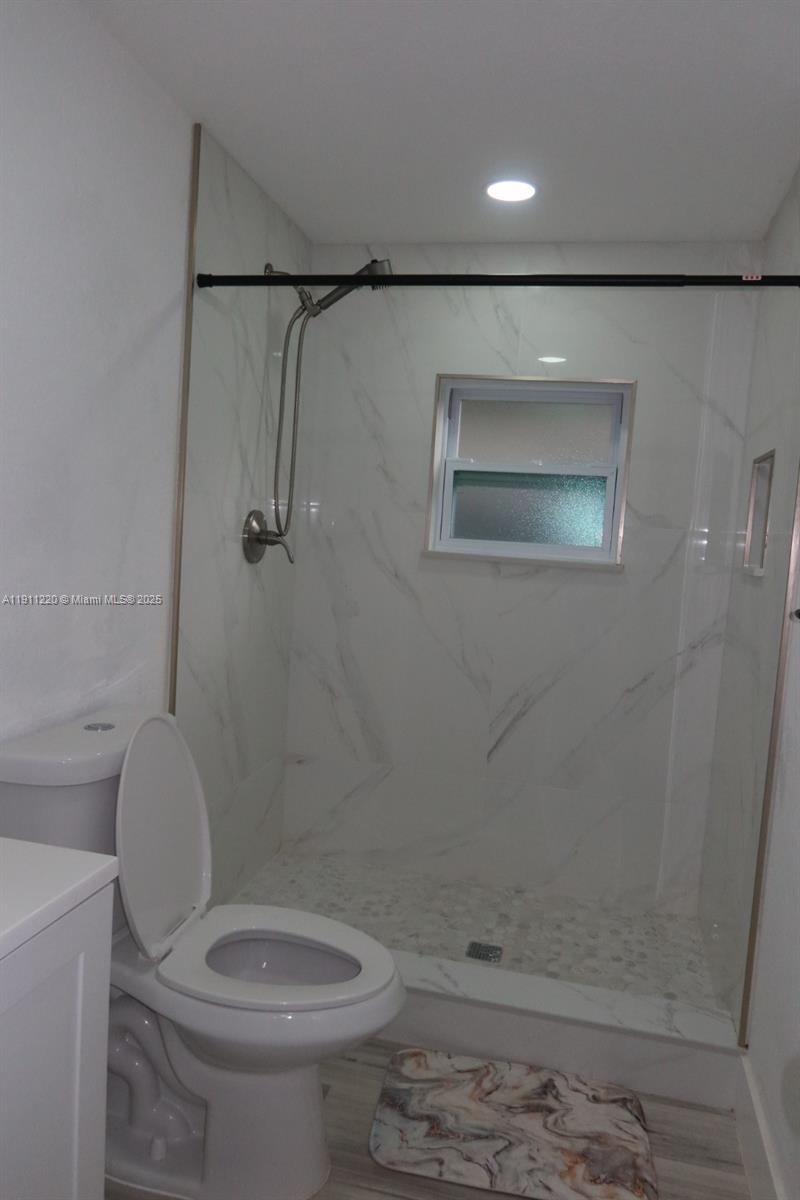 BON AIRE - Residential Lease