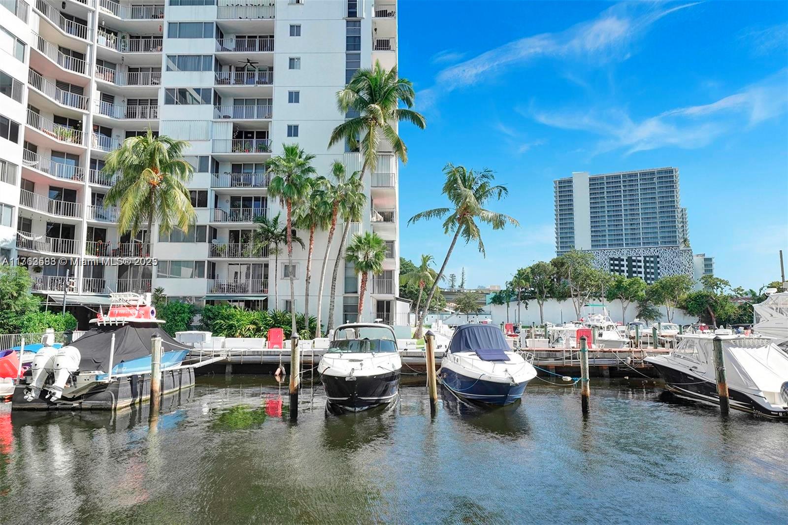 1720 Nw N River Dr 411, Miami, Broward County, Florida - 2 Bedrooms  
1 Bathrooms - 
