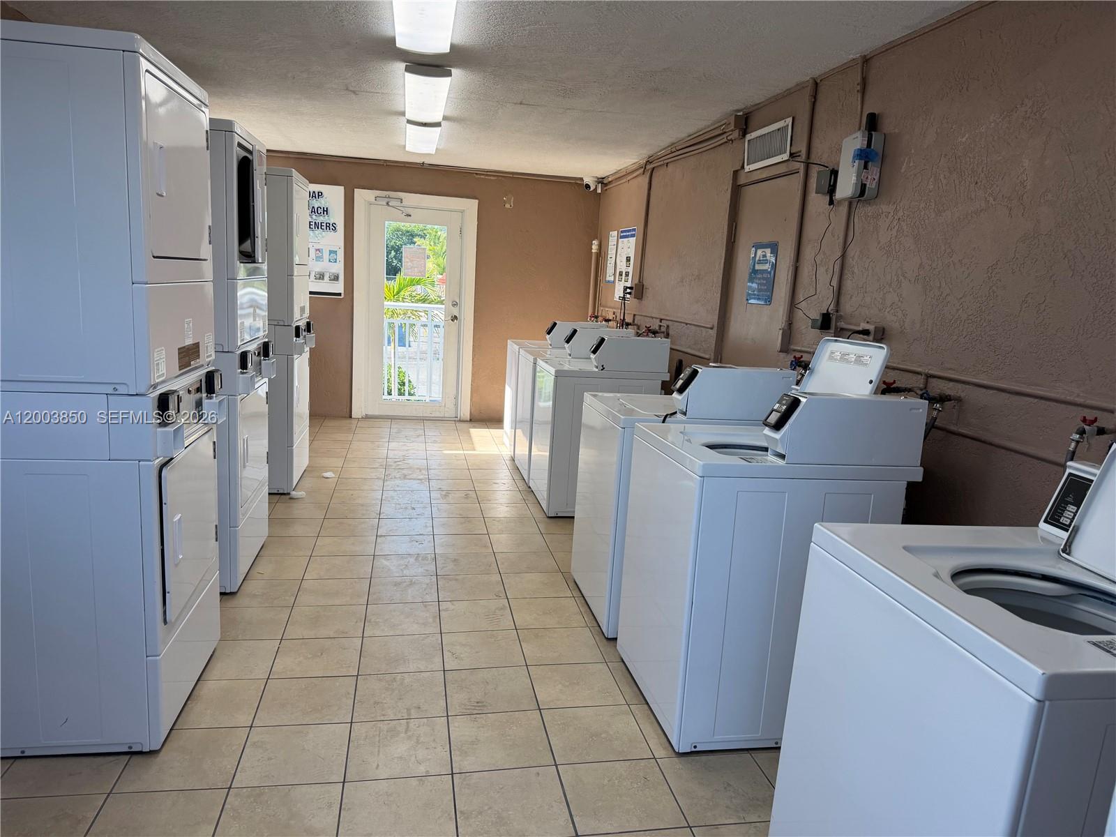 CALUSA CAMPGROUND - Residential