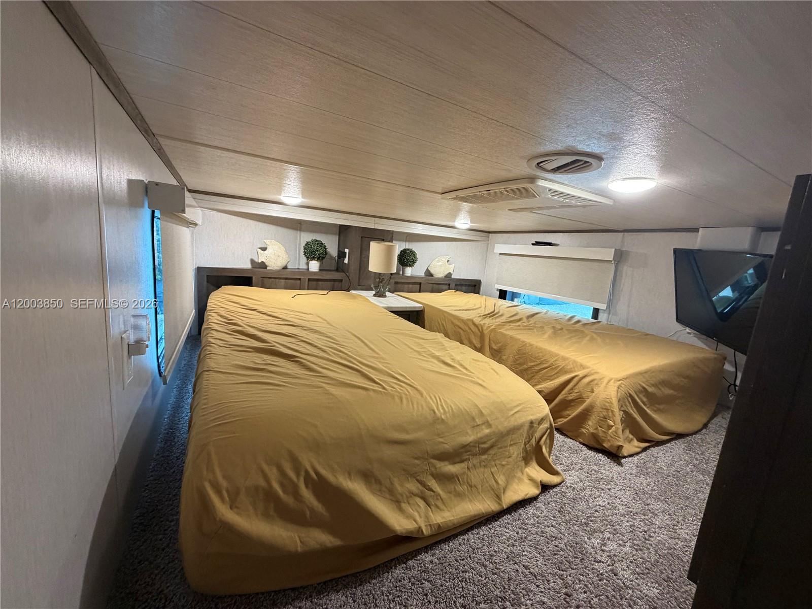 CALUSA CAMPGROUND - Residential