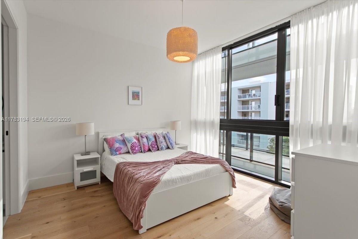 Isle of Venice - Residential