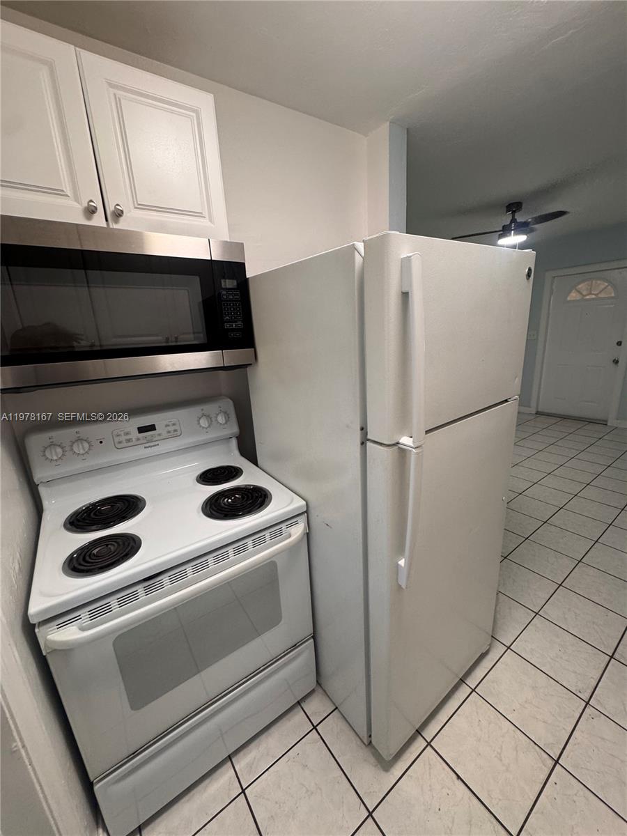 LAUDERDALE BEACH - Residential Lease