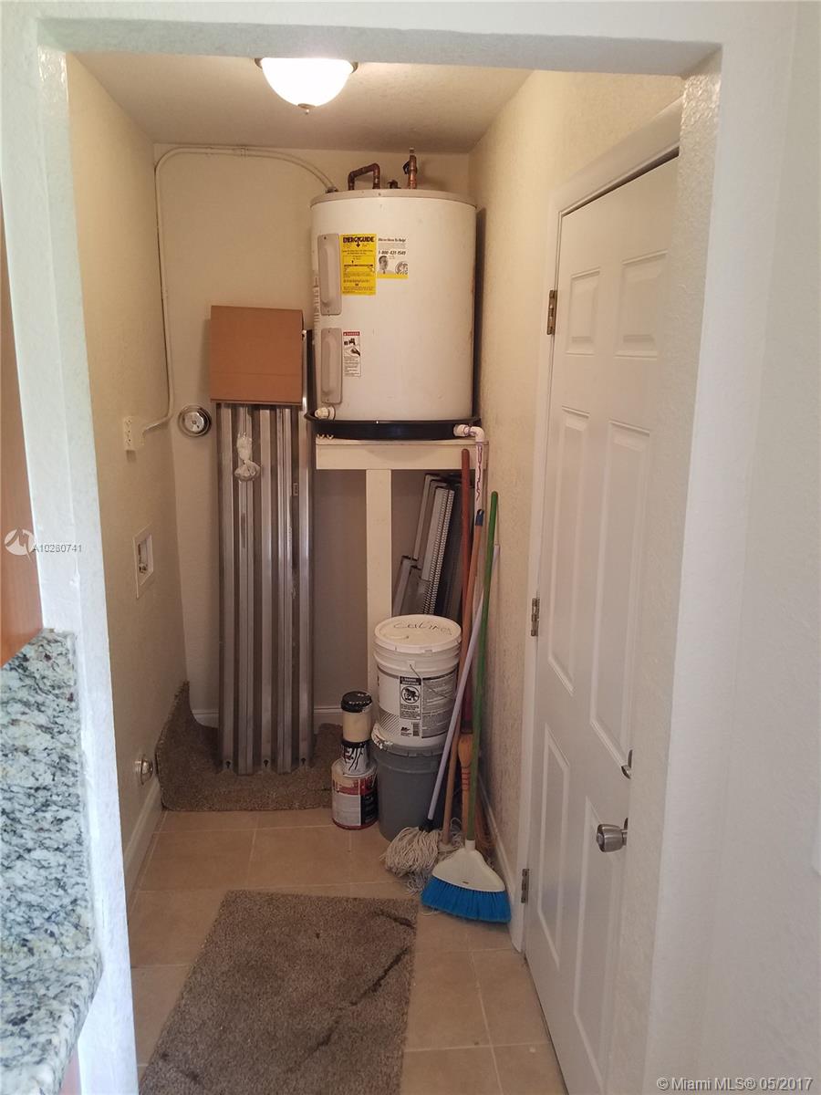 CAROL CITY CENTER ESTATES - Residential