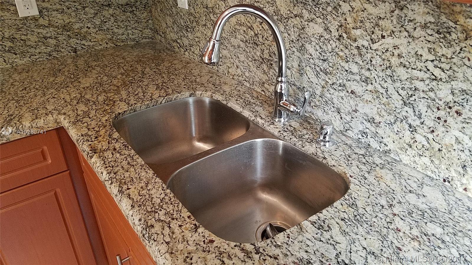 CAROL CITY CENTER ESTATES - Residential