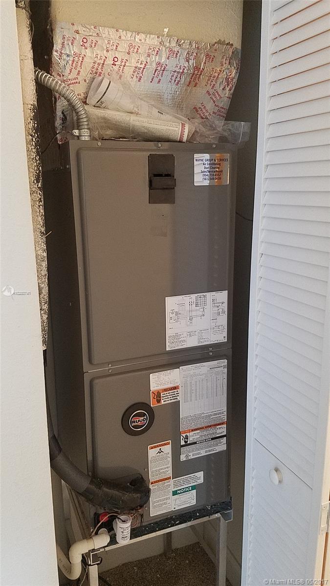 CAROL CITY CENTER ESTATES - Residential