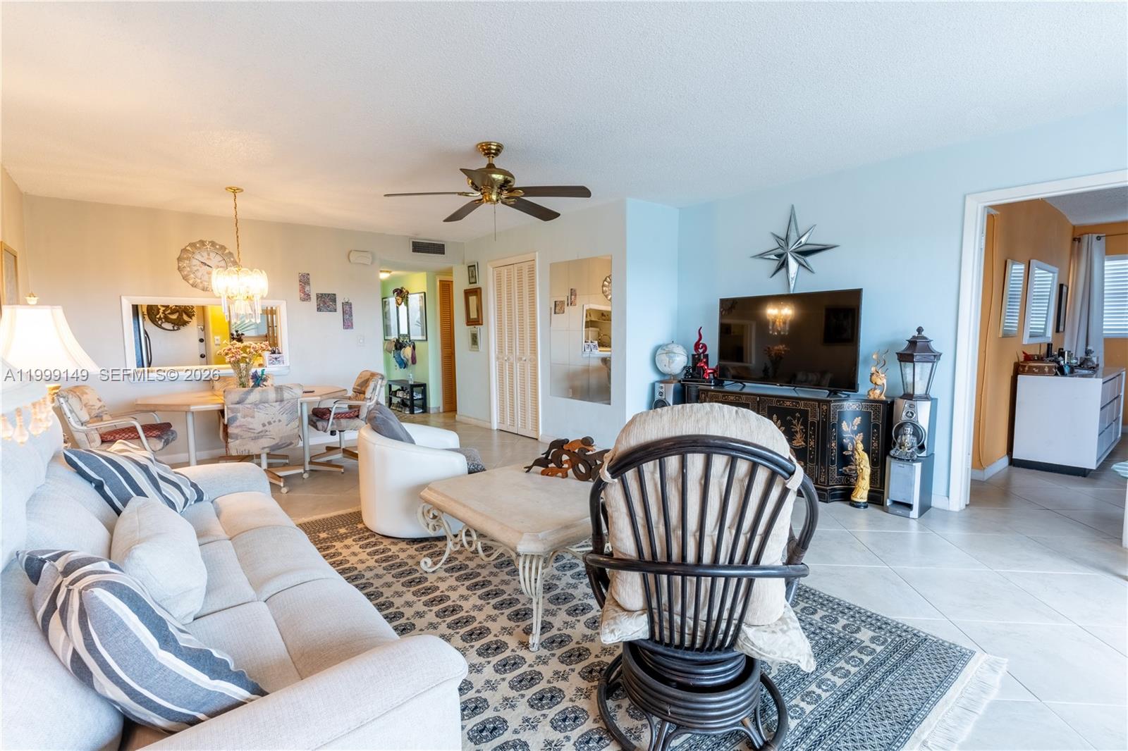 THIRD GULFSTREAM GARDEN - Residential