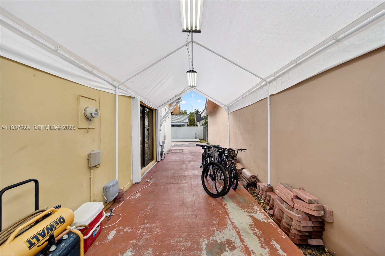 MUNNE SUB - Residential