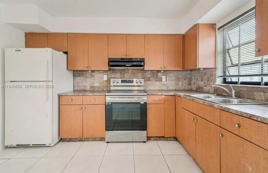 Photo of 4030 SW 19th St, West Park, FL 33023 (MLS # A11940656)