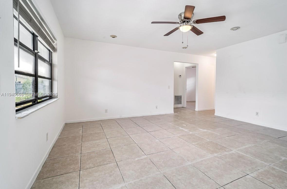 CARVER RANCHES - Residential Income