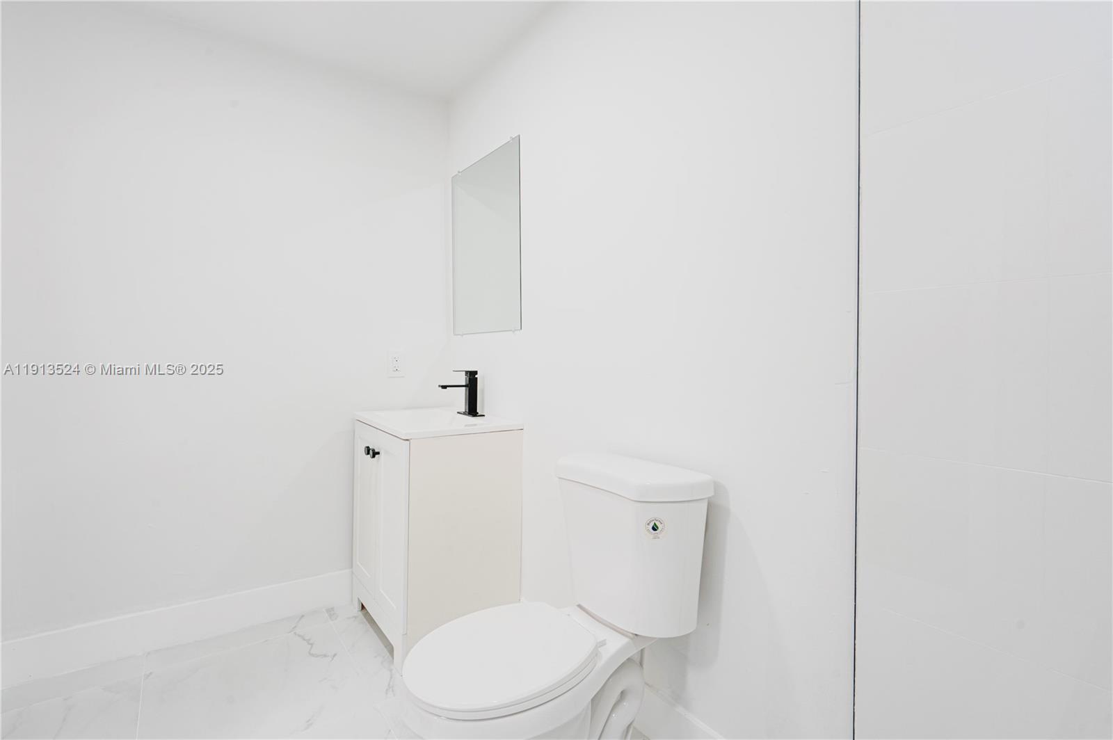 SUN LAND PARK - Residential Lease