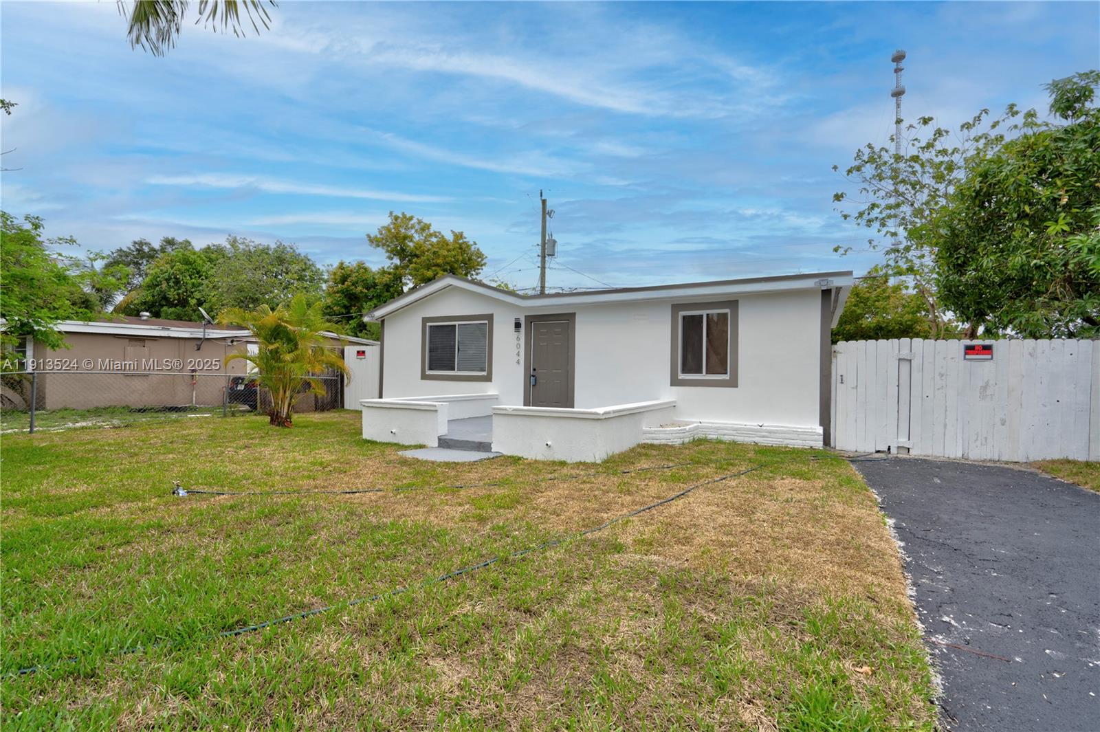 SUN LAND PARK - Residential Lease