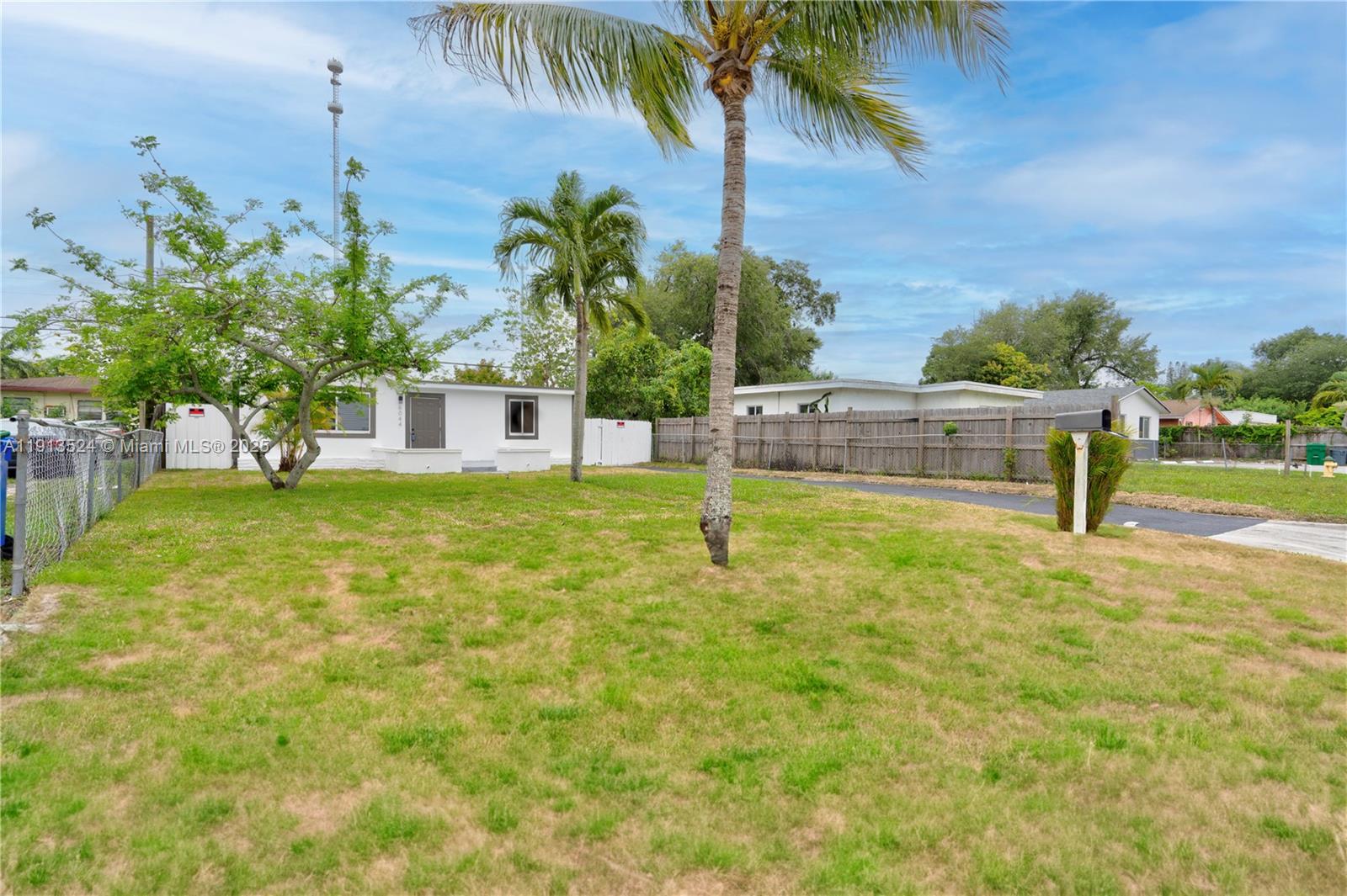 SUN LAND PARK - Residential Lease