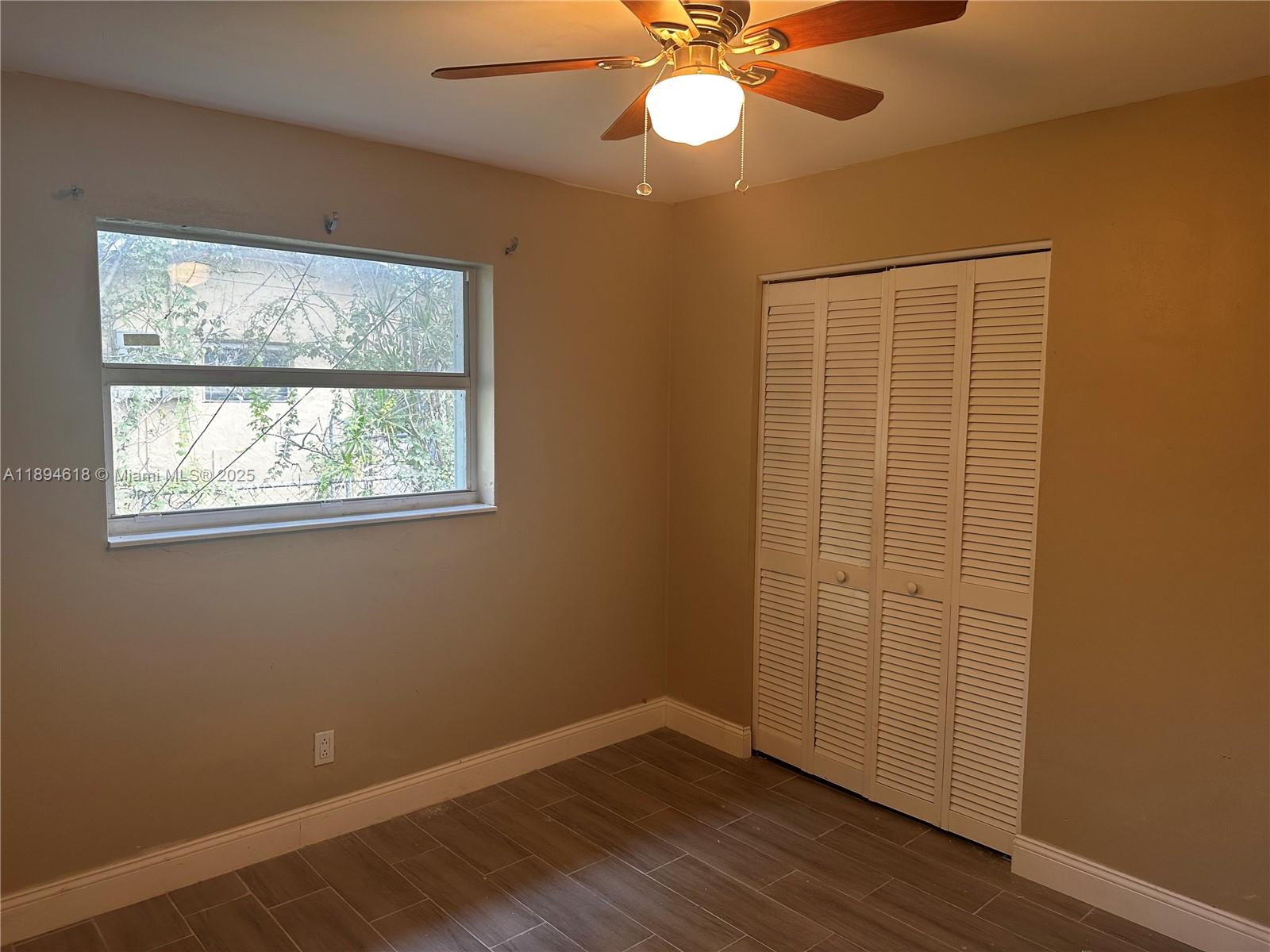 PLAZA ESTATES 3RD SEC - Residential Lease