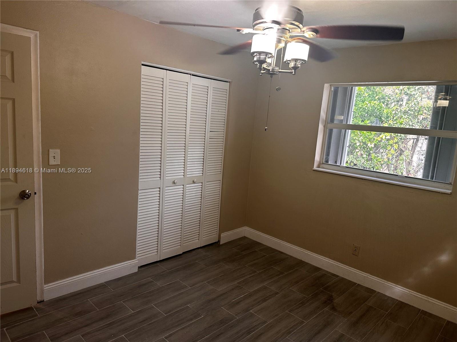 PLAZA ESTATES 3RD SEC - Residential Lease