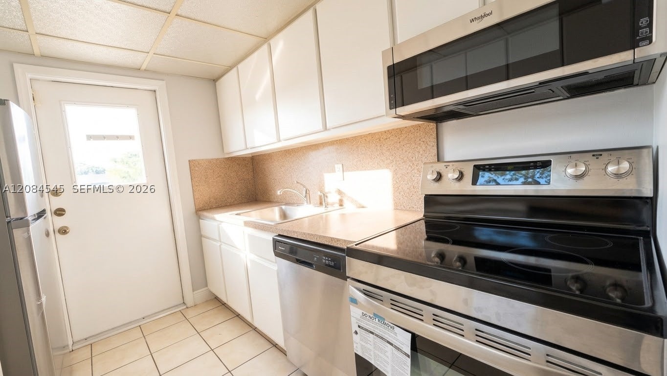7847 Miller Dr A205