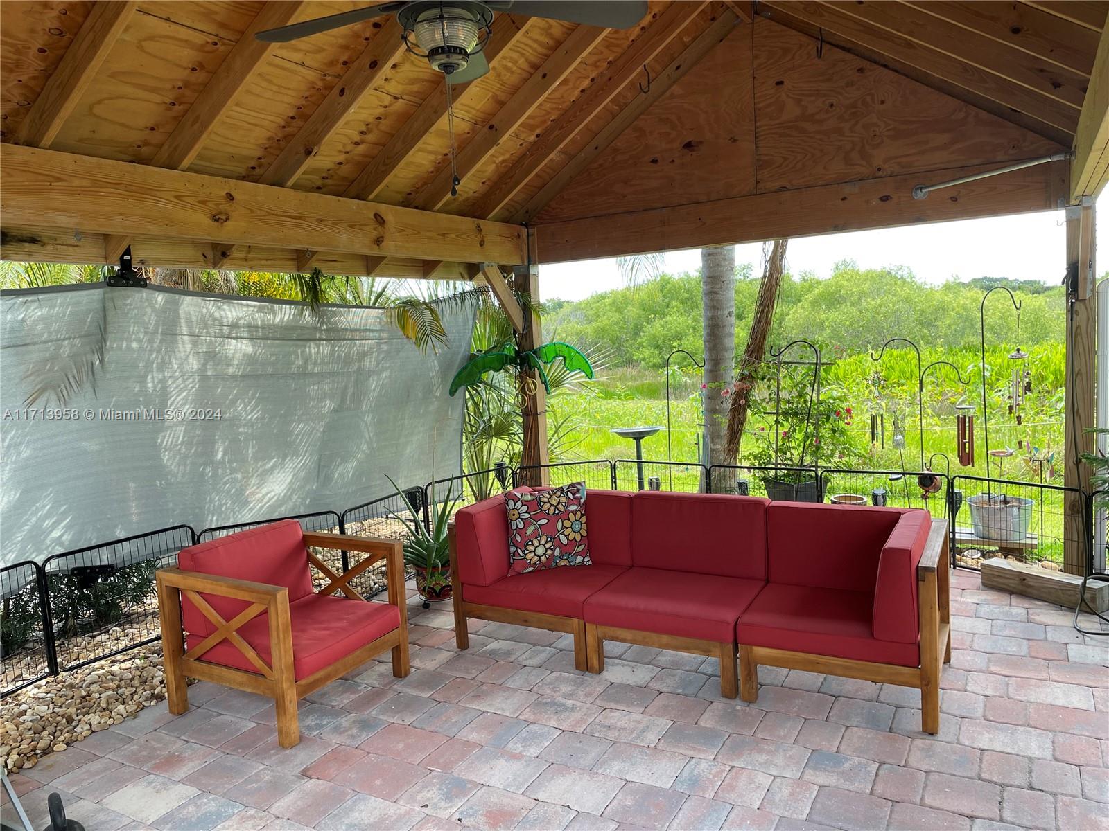 Silver Palms RV Resort - Land