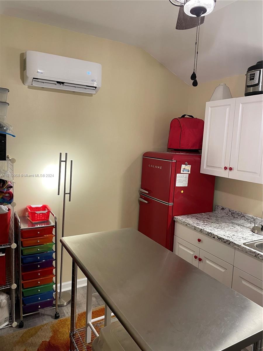 Silver Palms RV Resort - Land