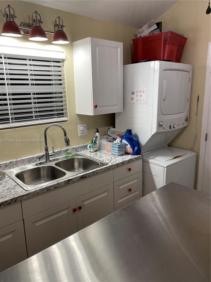 Silver Palms RV Resort - Land