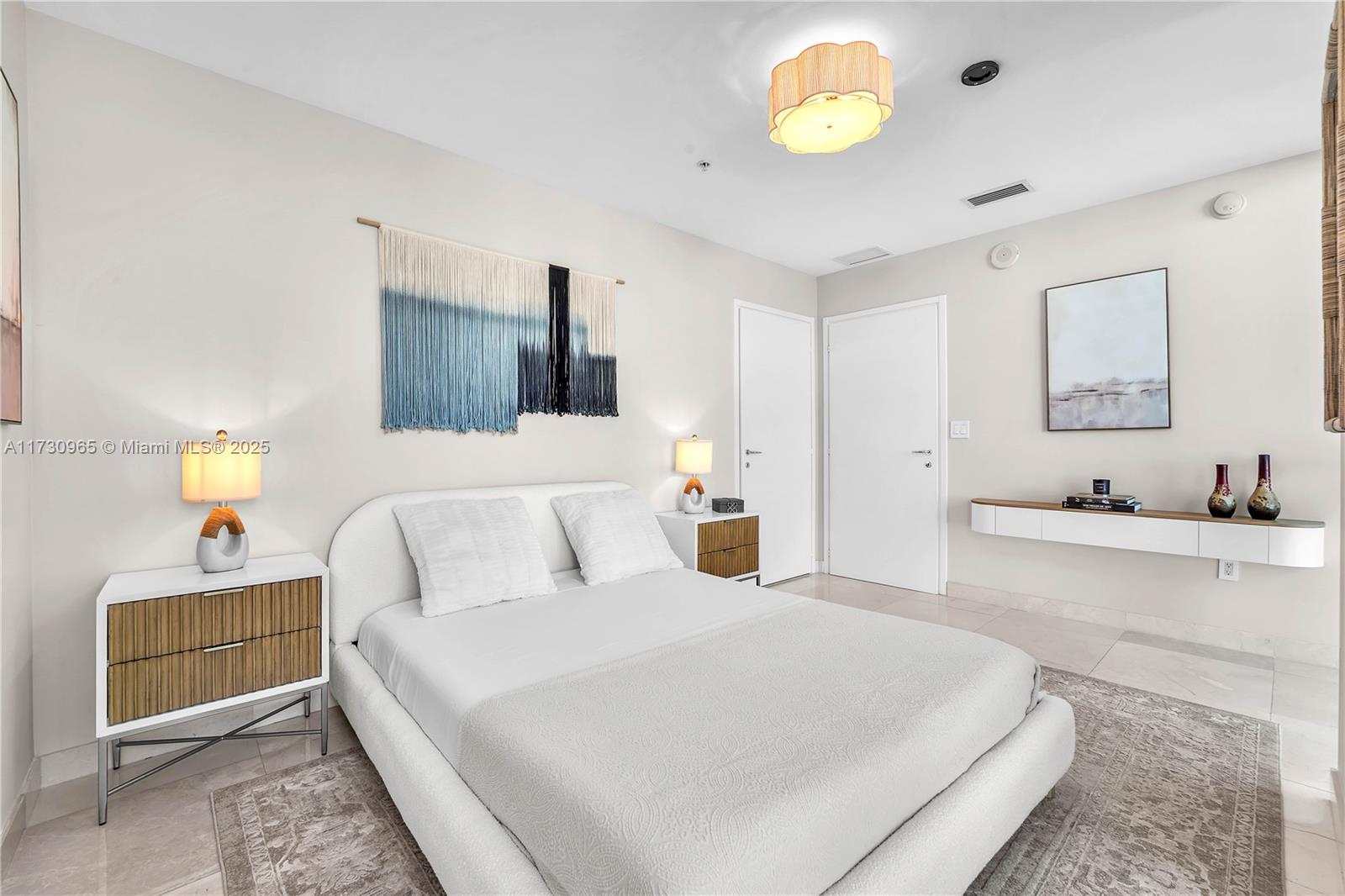 CONTINUUM ON SOUTH BEACH - Residential Lease