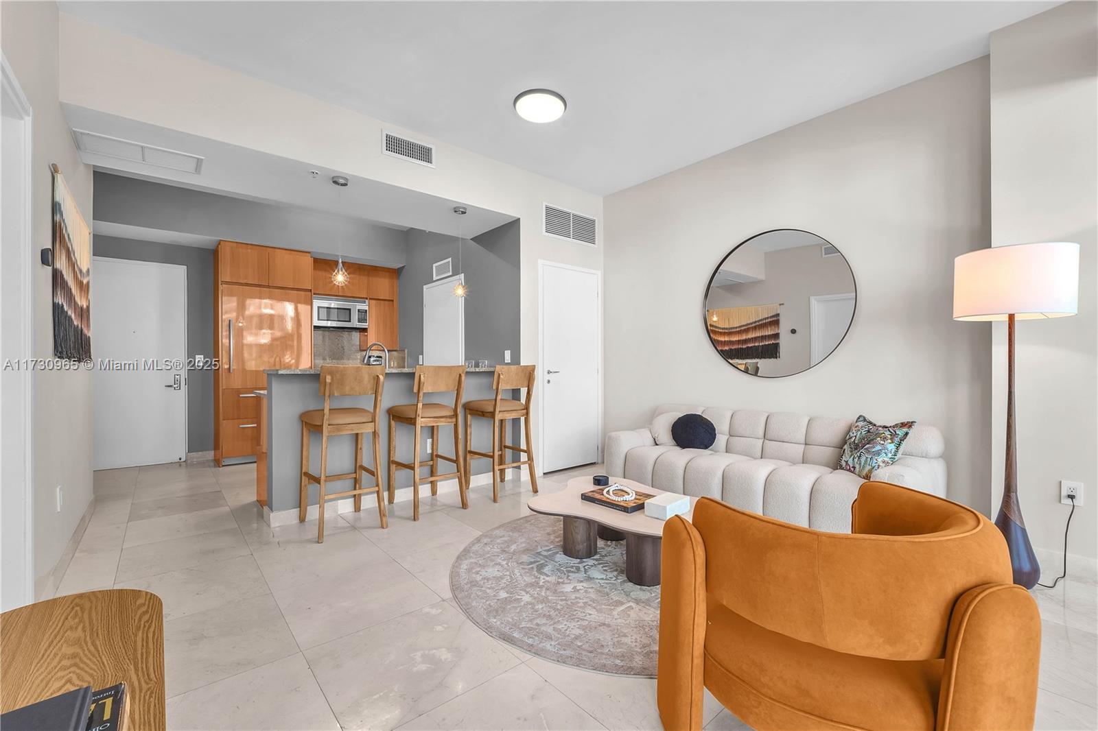 CONTINUUM ON SOUTH BEACH - Residential Lease