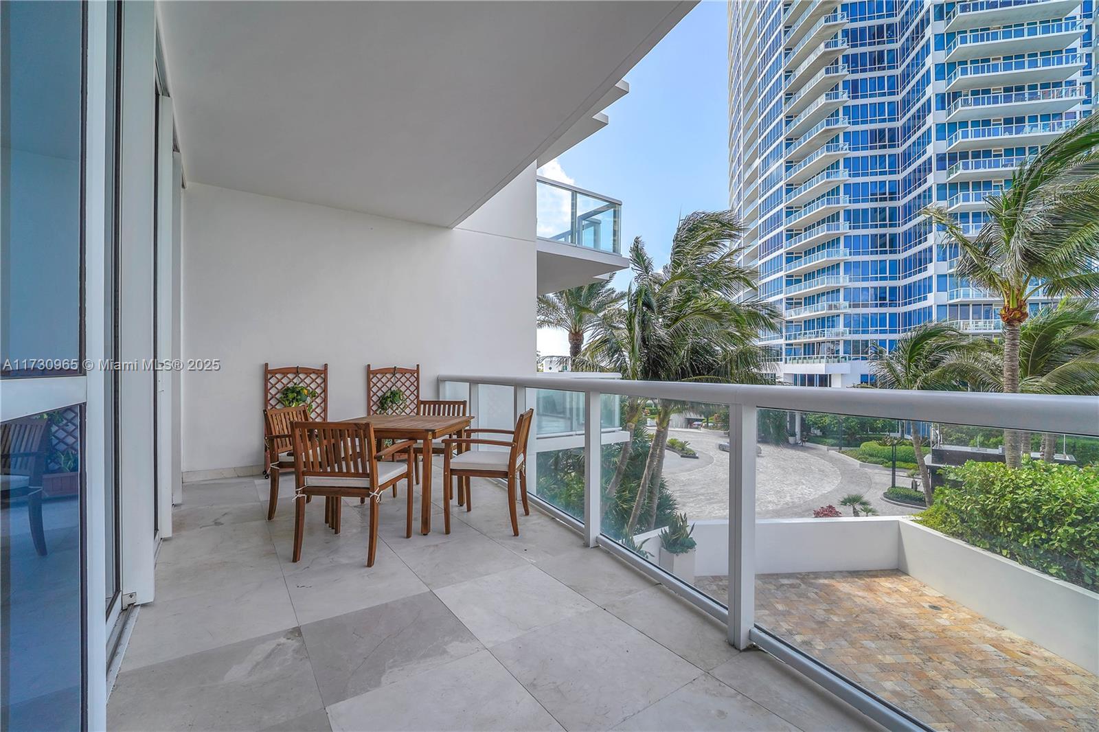 CONTINUUM ON SOUTH BEACH - Residential Lease