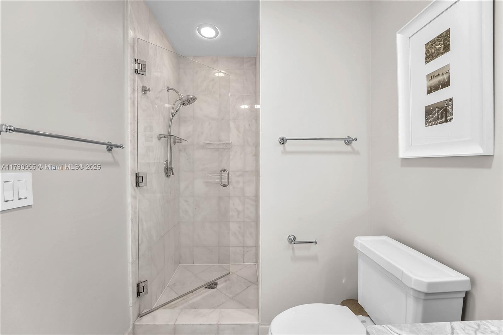 CONTINUUM ON SOUTH BEACH - Residential Lease