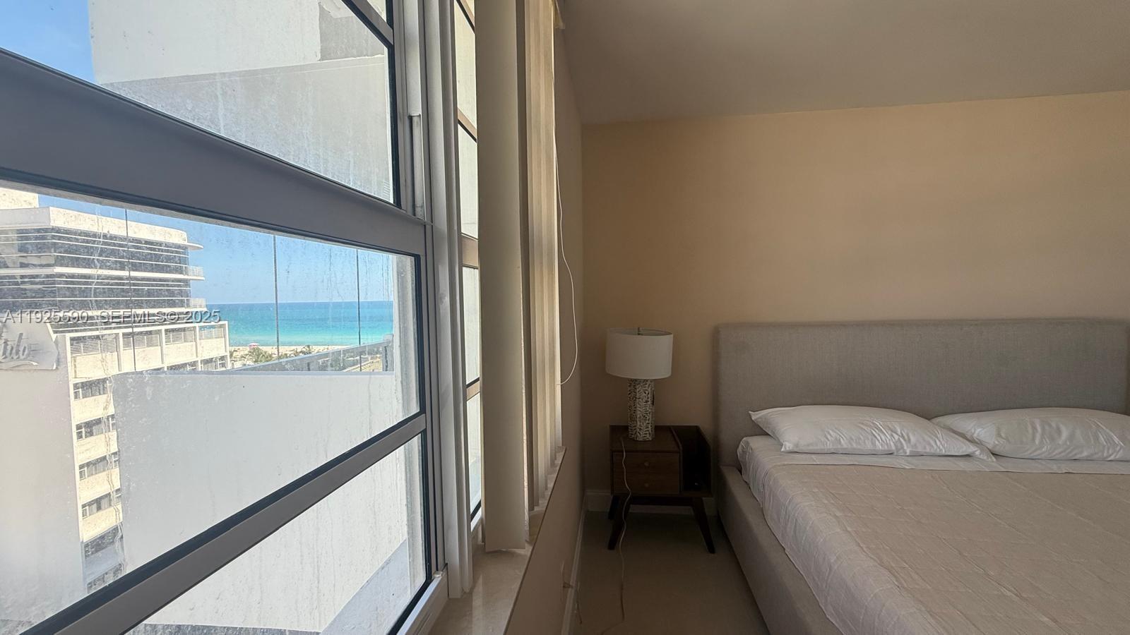 THE DECOPLAGE CONDO - Residential Lease