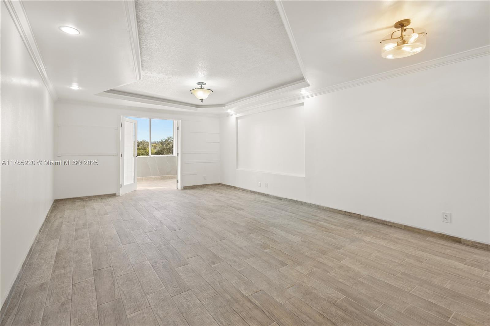 CARLISLE AT HAMPTONS WEST - Residential