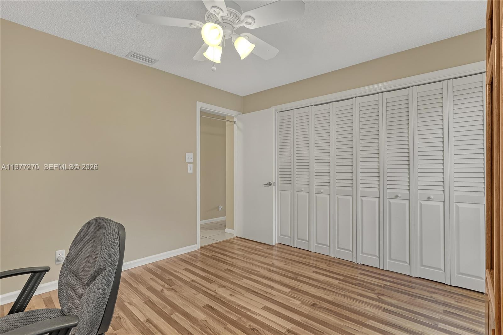 CYPRESS LAKES - Residential