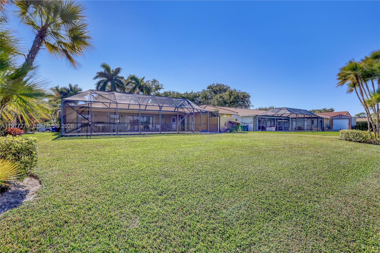 CYPRESS LAKES - Residential