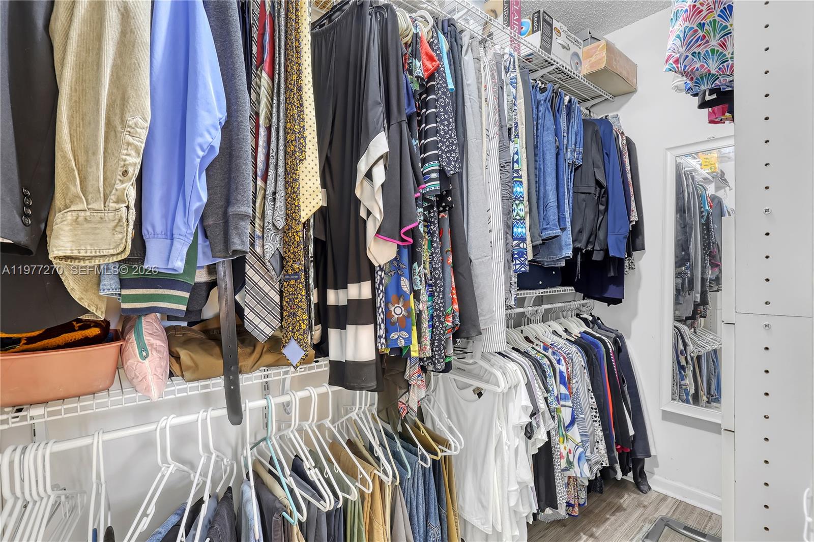 CYPRESS LAKES - Residential