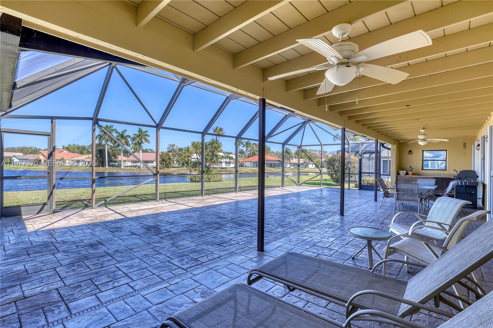 CYPRESS LAKES - Residential