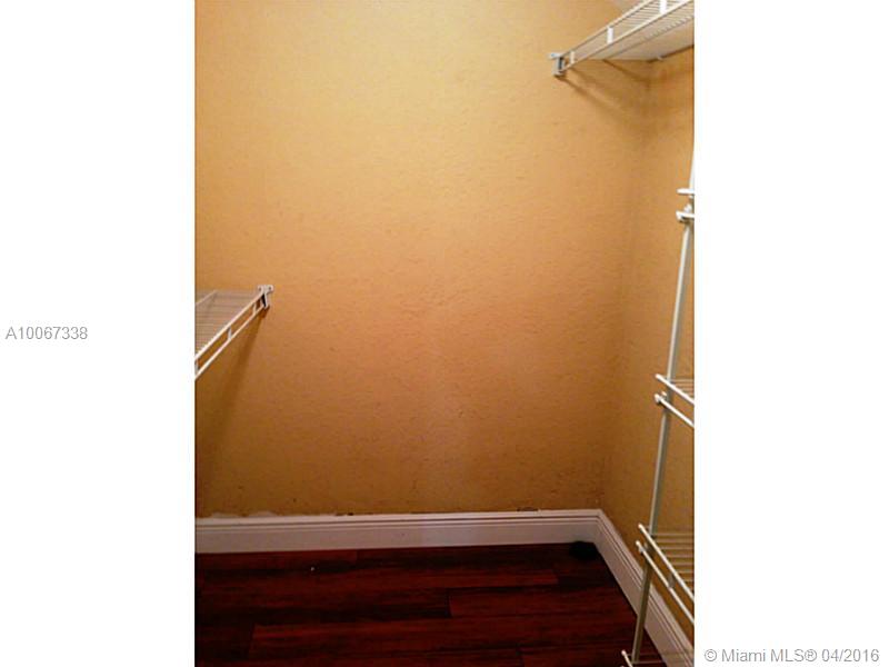 VIRGINIA POINTE CONDO - Residential Lease