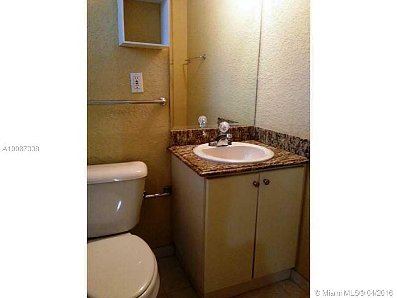 VIRGINIA POINTE CONDO - Residential Lease