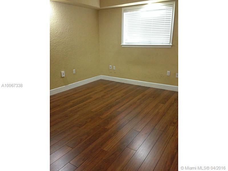 VIRGINIA POINTE CONDO - Residential Lease