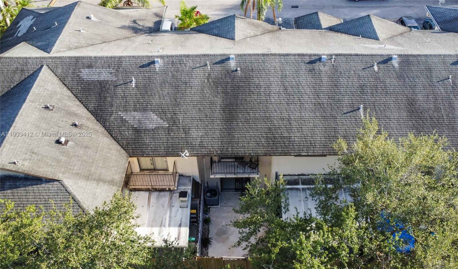 MILLER VILLAS CONDO - Residential