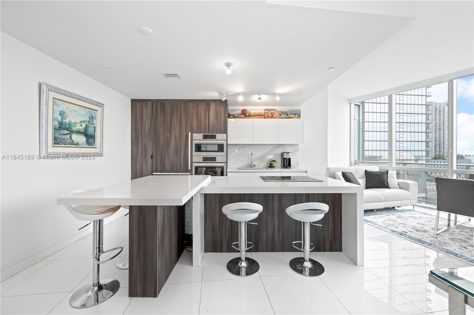 851 NE 1st Ave 1410