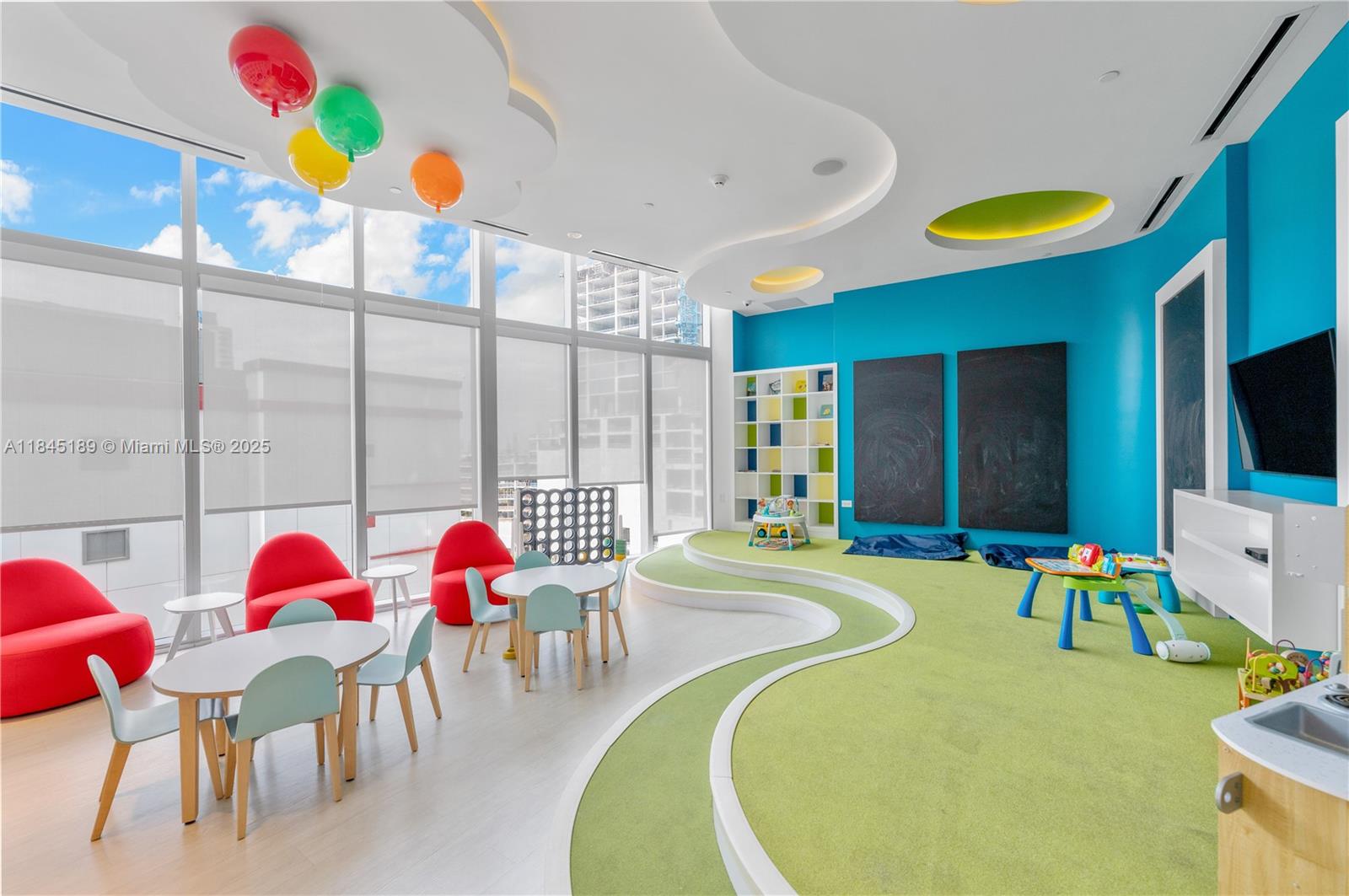 PARAMOUNT MIAMI WORLDCENT - Residential