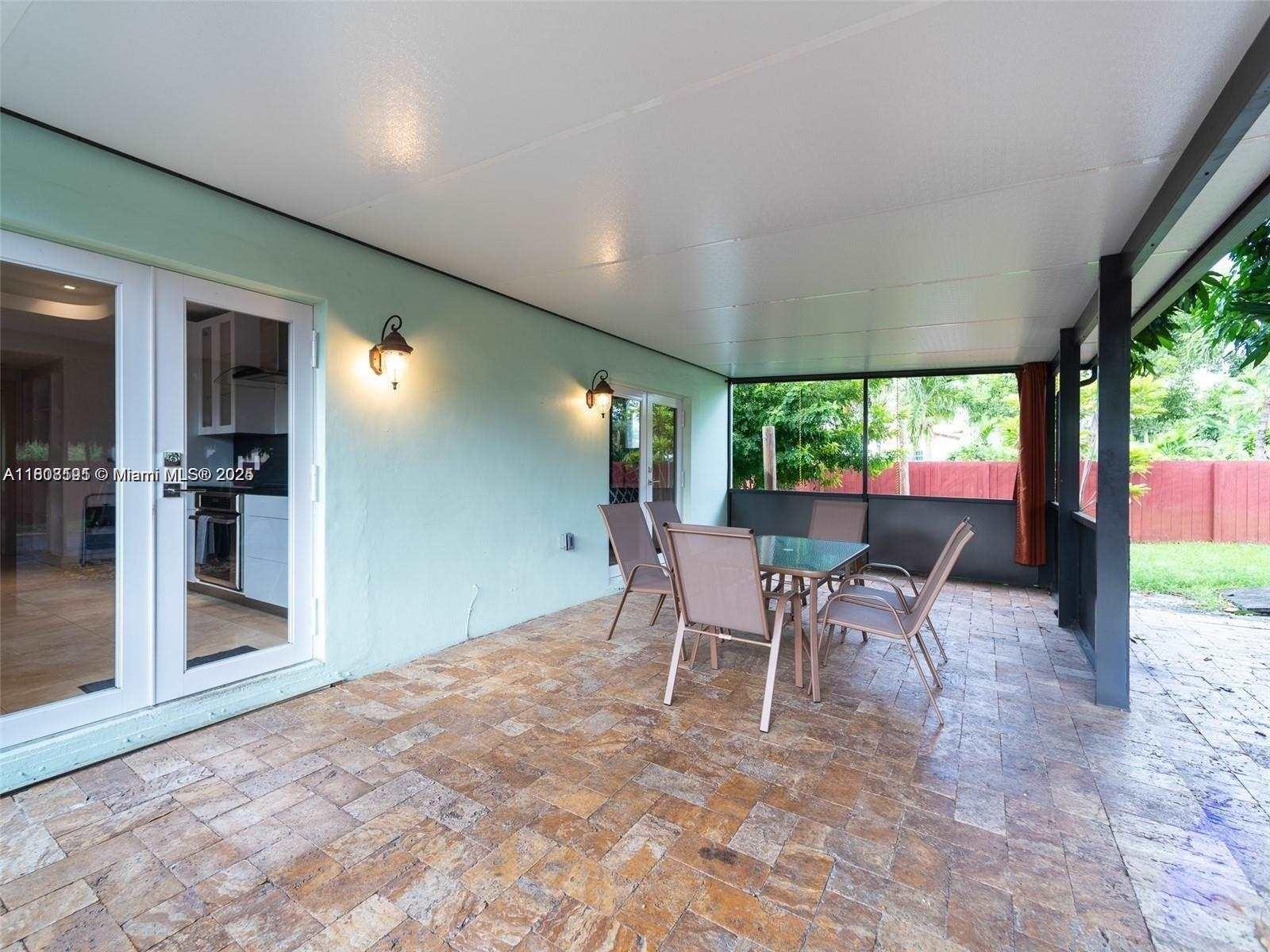 Rental Property at 1606 Wiley St, Hollywood, Broward County, Florida - Bedrooms: 3 
Bathrooms: 2  - $4,800 MO.