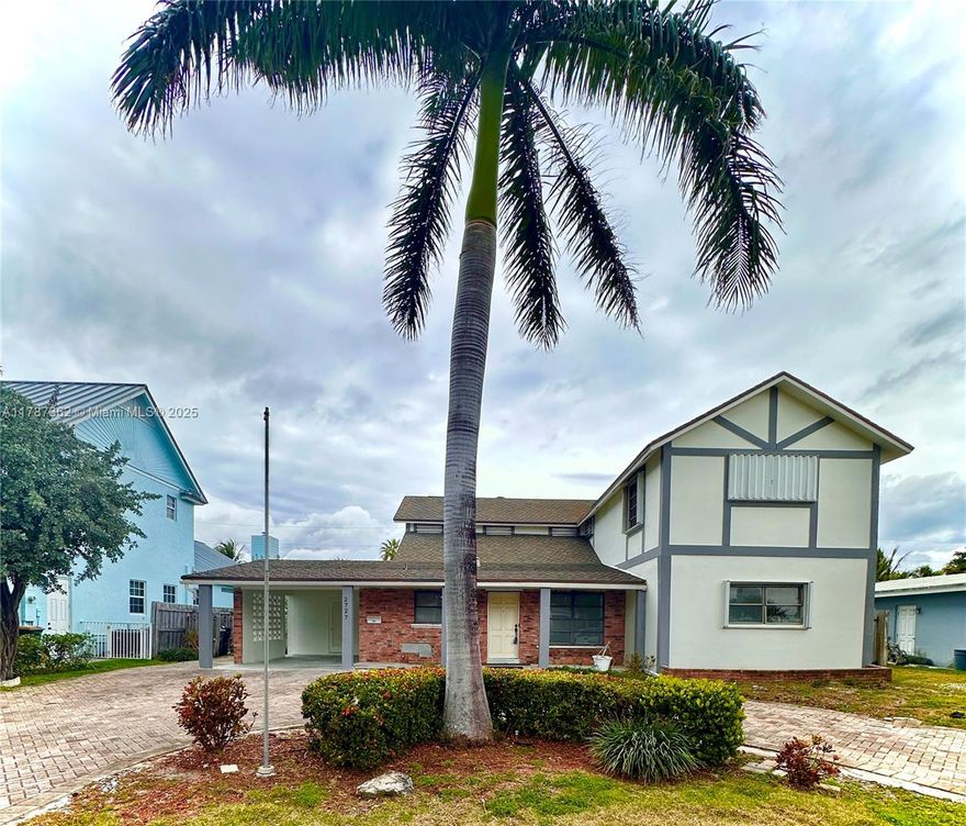 Investor Special! Selling as-is with a code violation. Great remodel or fix & flip opportunity. Comps in area up to $1.5M+. Spacious lot with pool potential. Strong upside in sought-after neighborhood! CALL LISTING AGENT FOR MORE INFORMATION