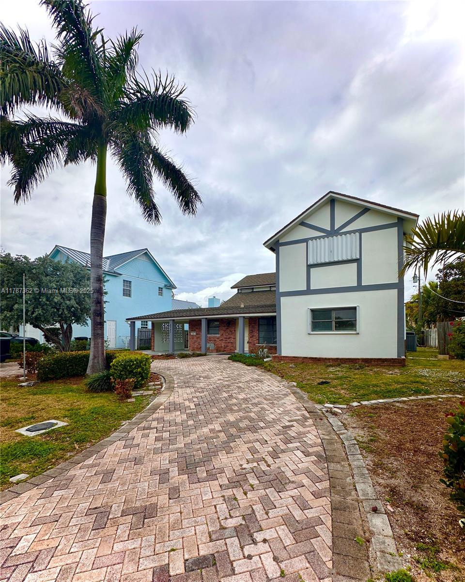 LAKE PLACID - Residential